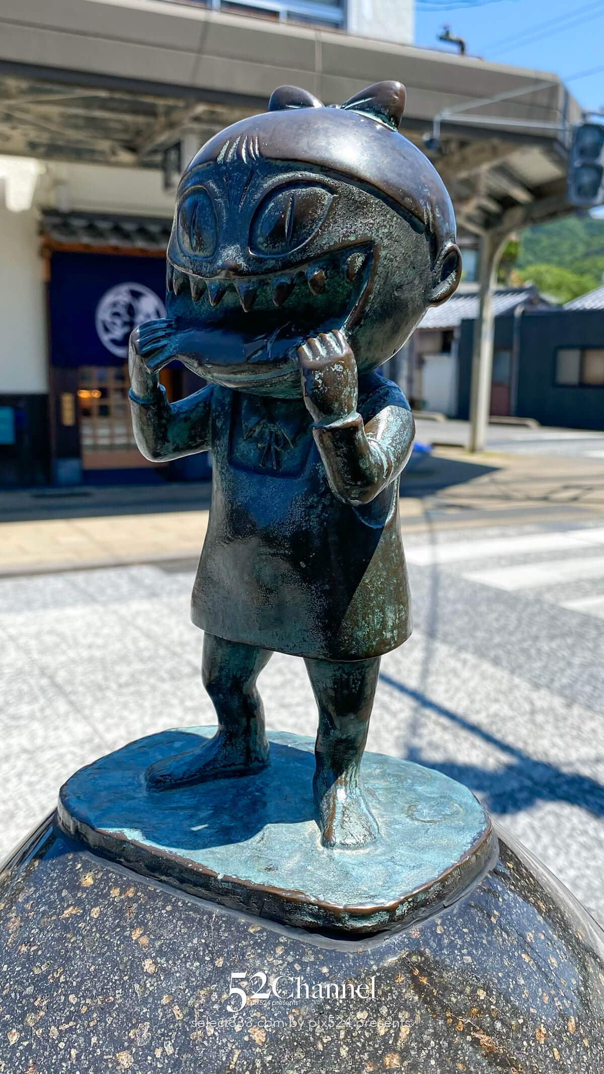 水木しげるロード：ゲゲゲの鬼太郎妖怪が佇む世界の撮影スポット！観光と撮影ポイント