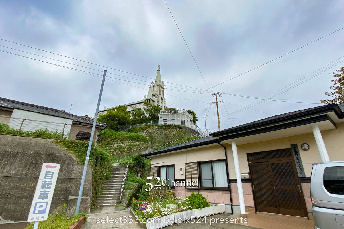 カトリック馬込教会:伊王島の高台から見下ろす教会の観光と撮影!長崎県教会巡りガイド