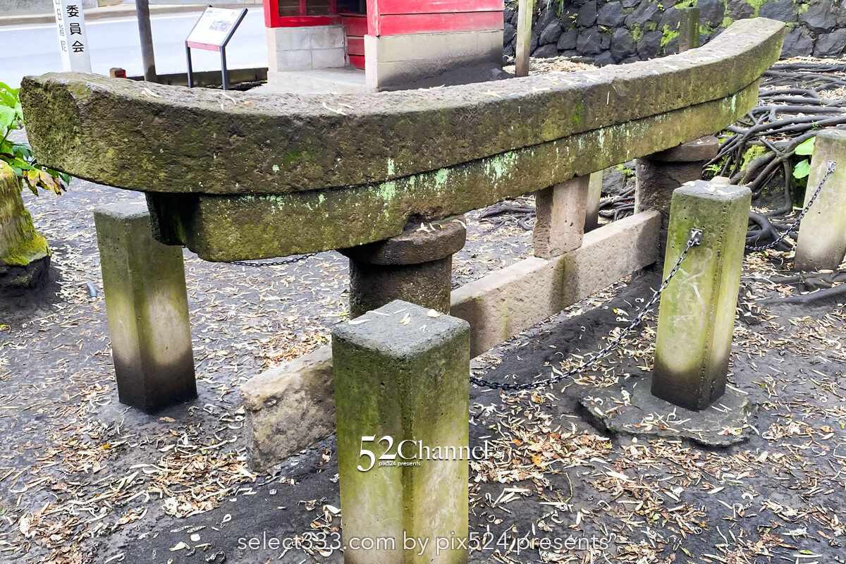 黒神埋没鳥居：1日で灰に埋まった鳥居の姿！観光・撮影スポット！桜島噴火の爪痕とは？