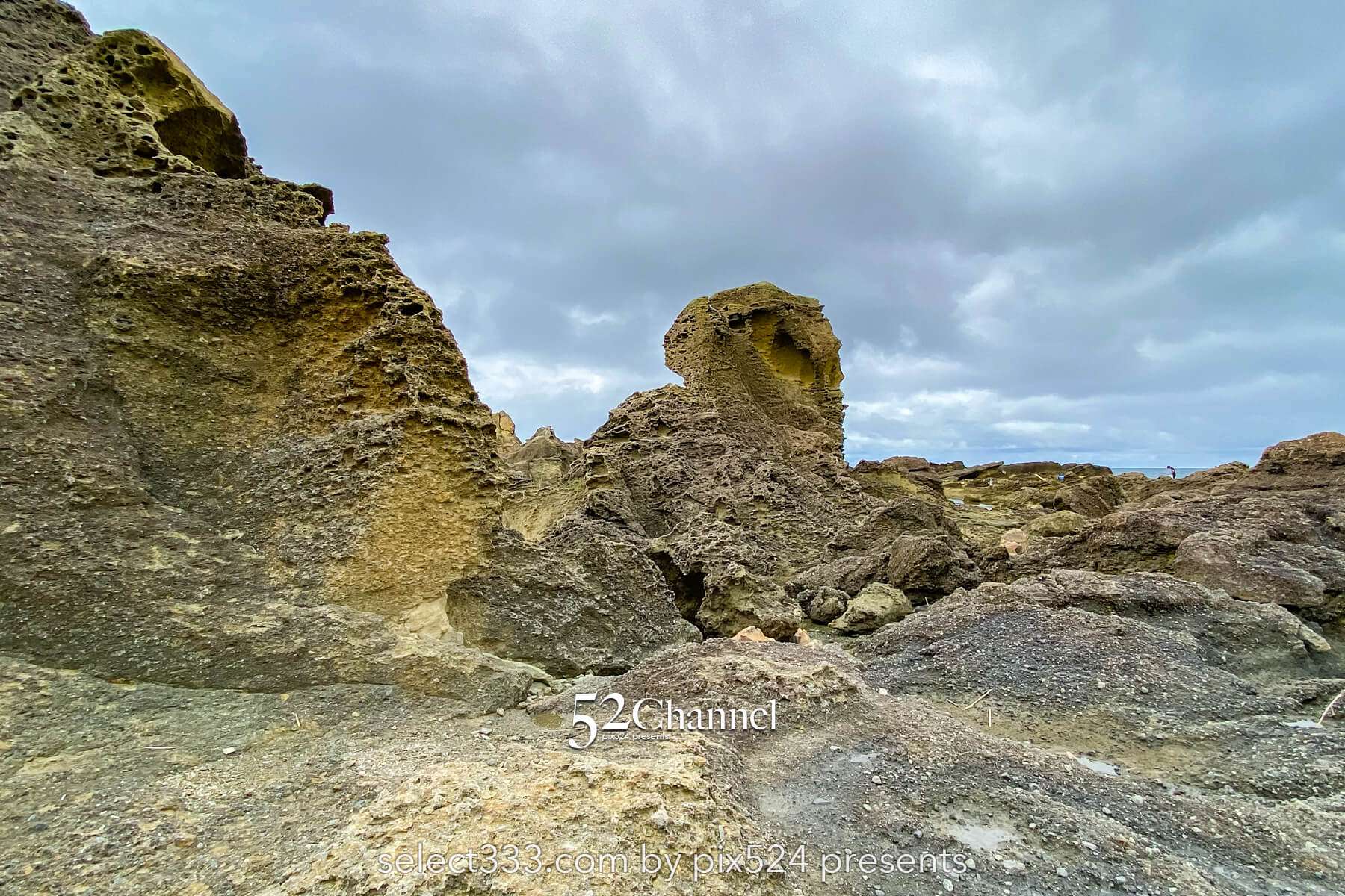 ゴジラ岩(潮瀬崎):夕日撮影と男鹿半島観光・撮影ポイント!アクセス・混雑・周辺情報