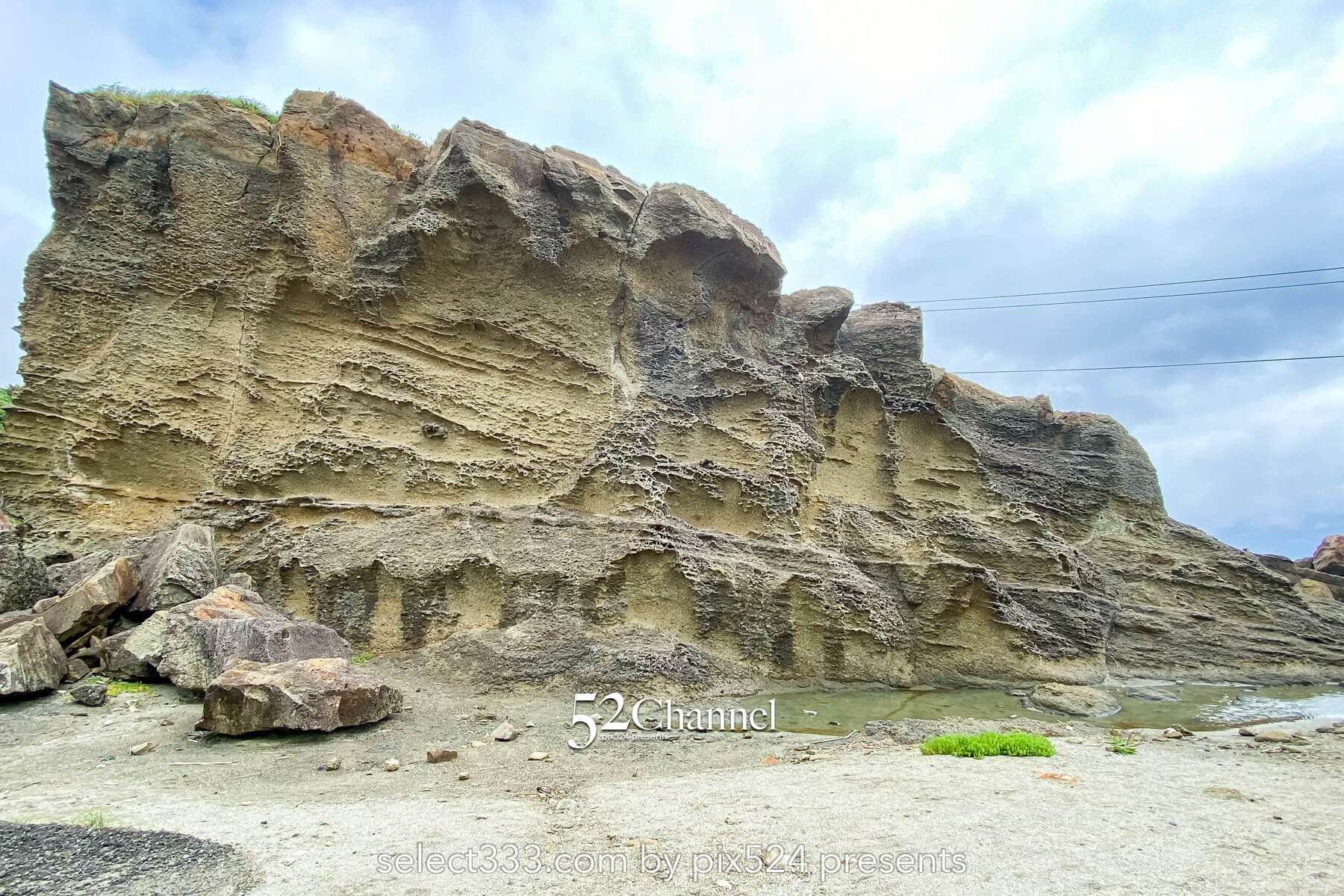 ゴジラ岩(潮瀬崎):夕日撮影と男鹿半島観光・撮影ポイント!アクセス・混雑・周辺情報