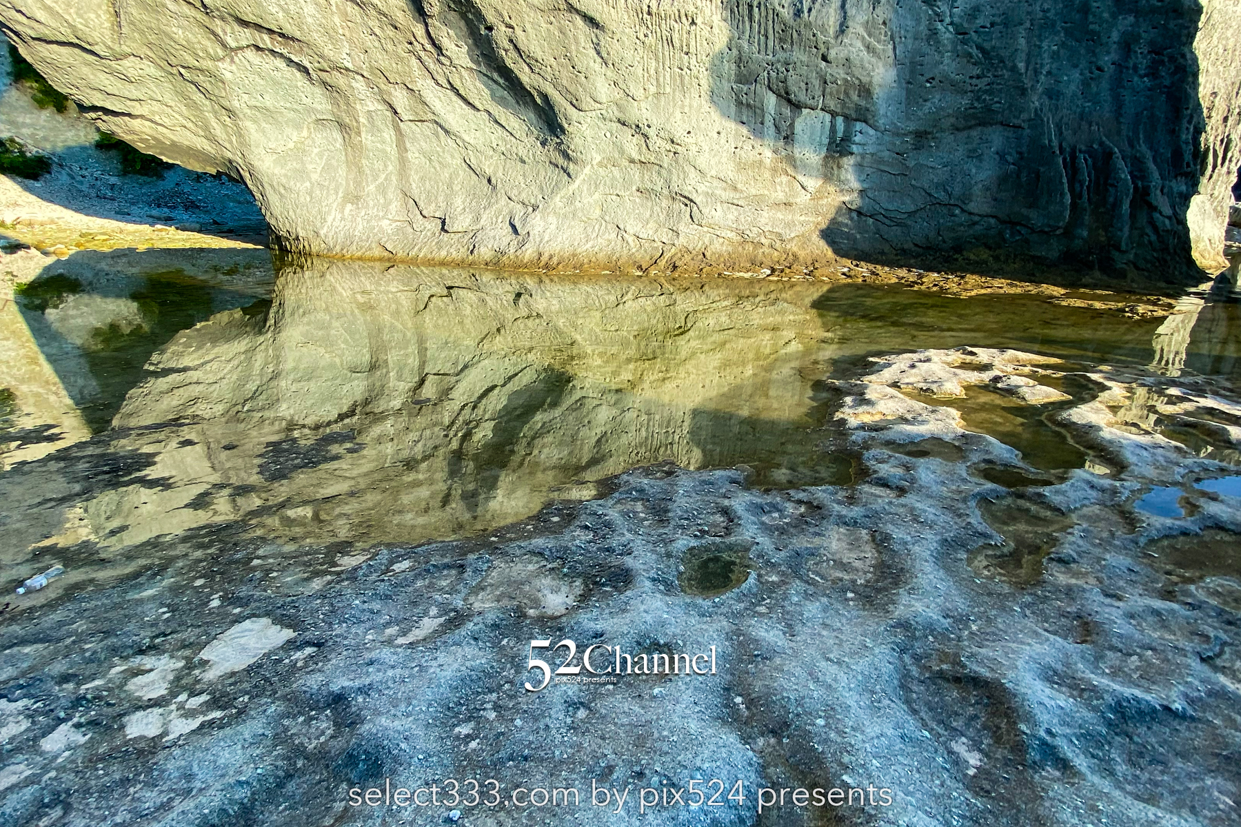 仏ヶ浦:圧巻の景観 〜自然が生んだ彫刻に圧倒される景勝地!青森県下北半島で体感する絶景