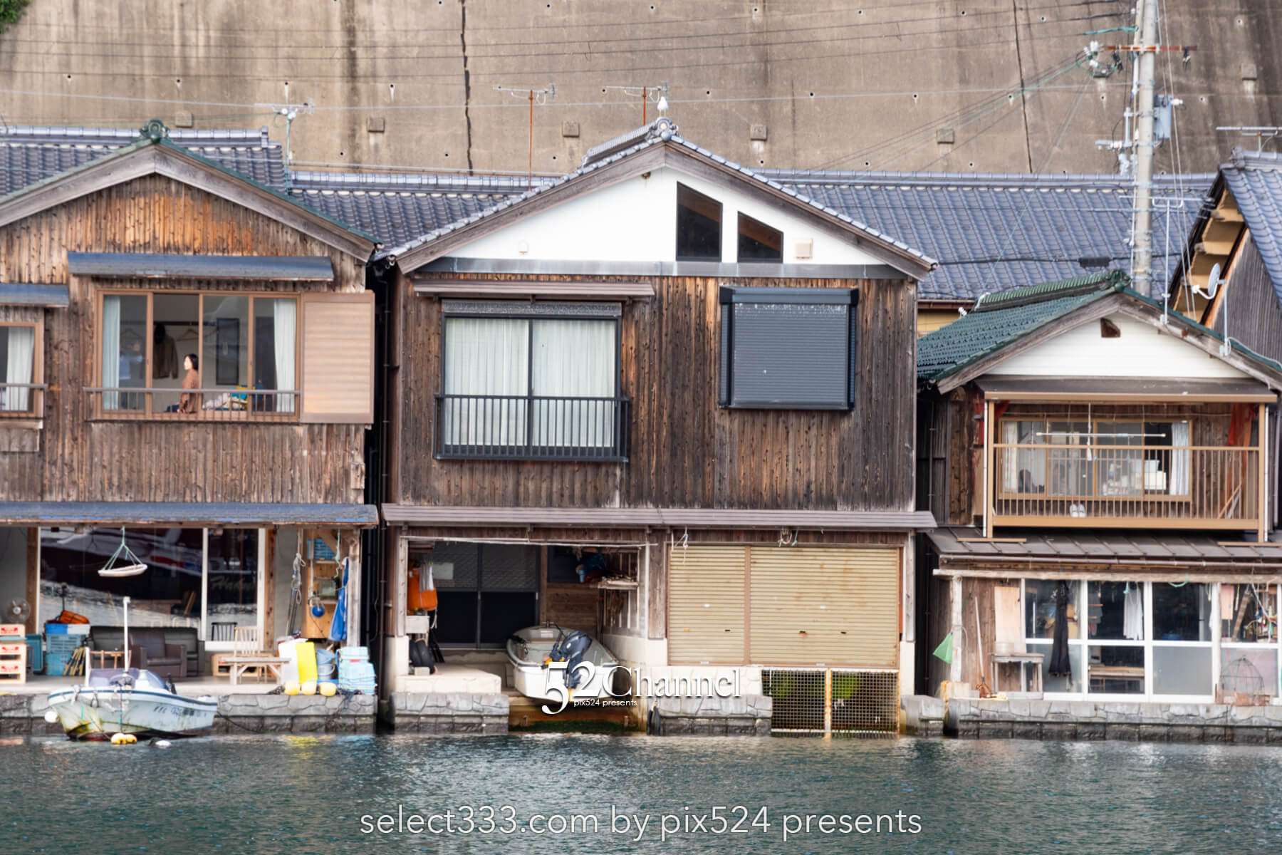 伊根の舟屋：海と暮らす町 絶景の観光地と撮影ポイント！見どころ・アクセス・混雑ガイド
