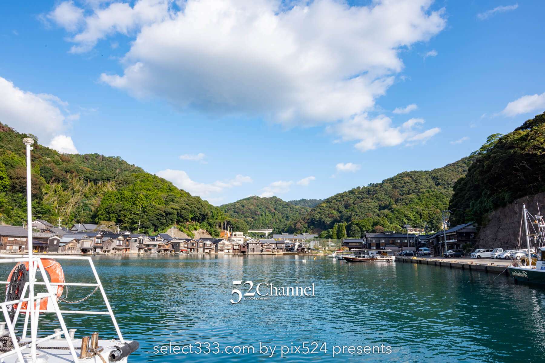 伊根の舟屋:海と暮らす町 絶景の観光地と撮影ポイント!見どころ・アクセス・混雑ガイド