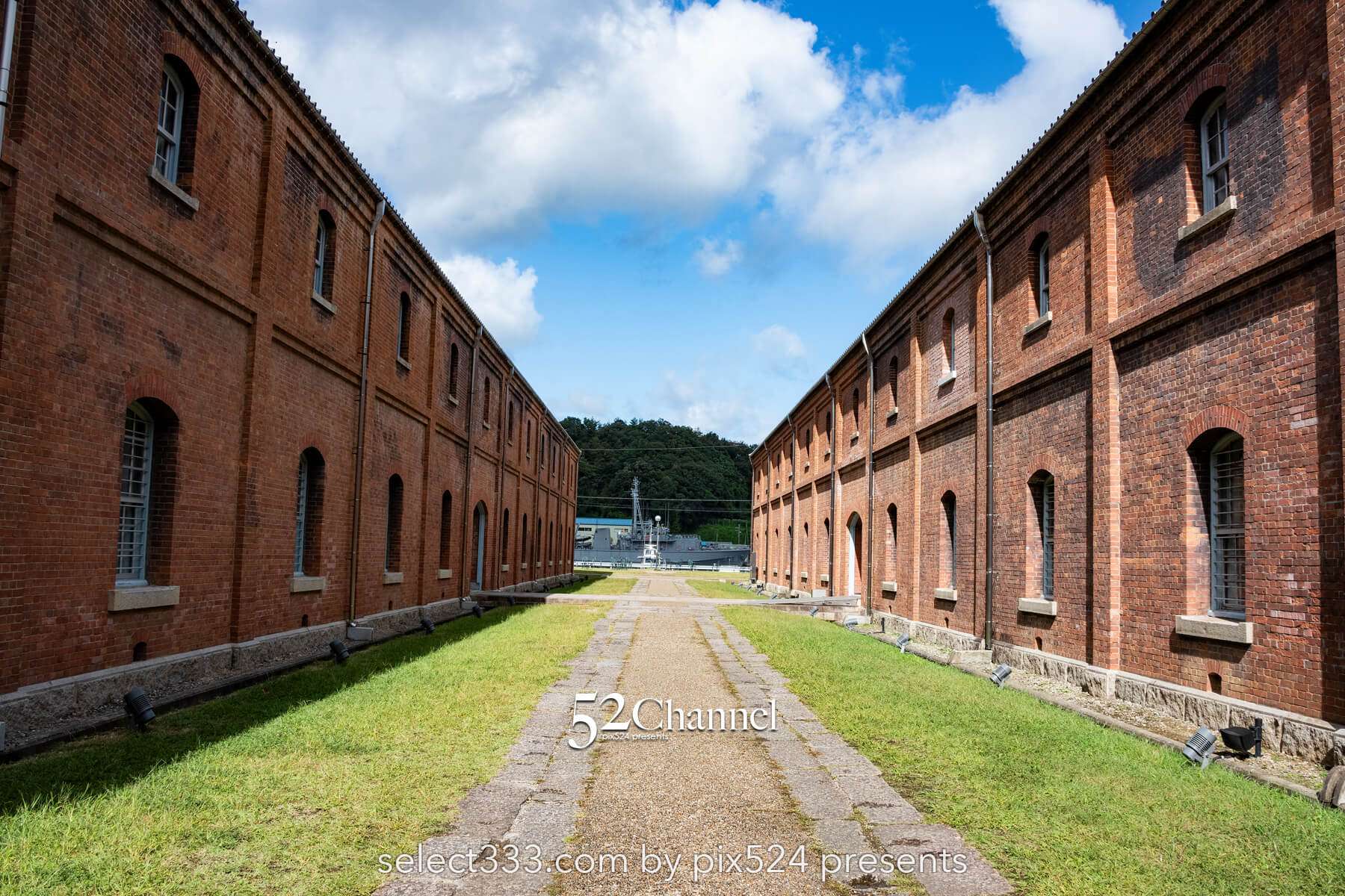 舞鶴赤れんがパーク:旧海軍倉庫群の見どころと観光・撮影ポイント!混雑指数と周辺スポット