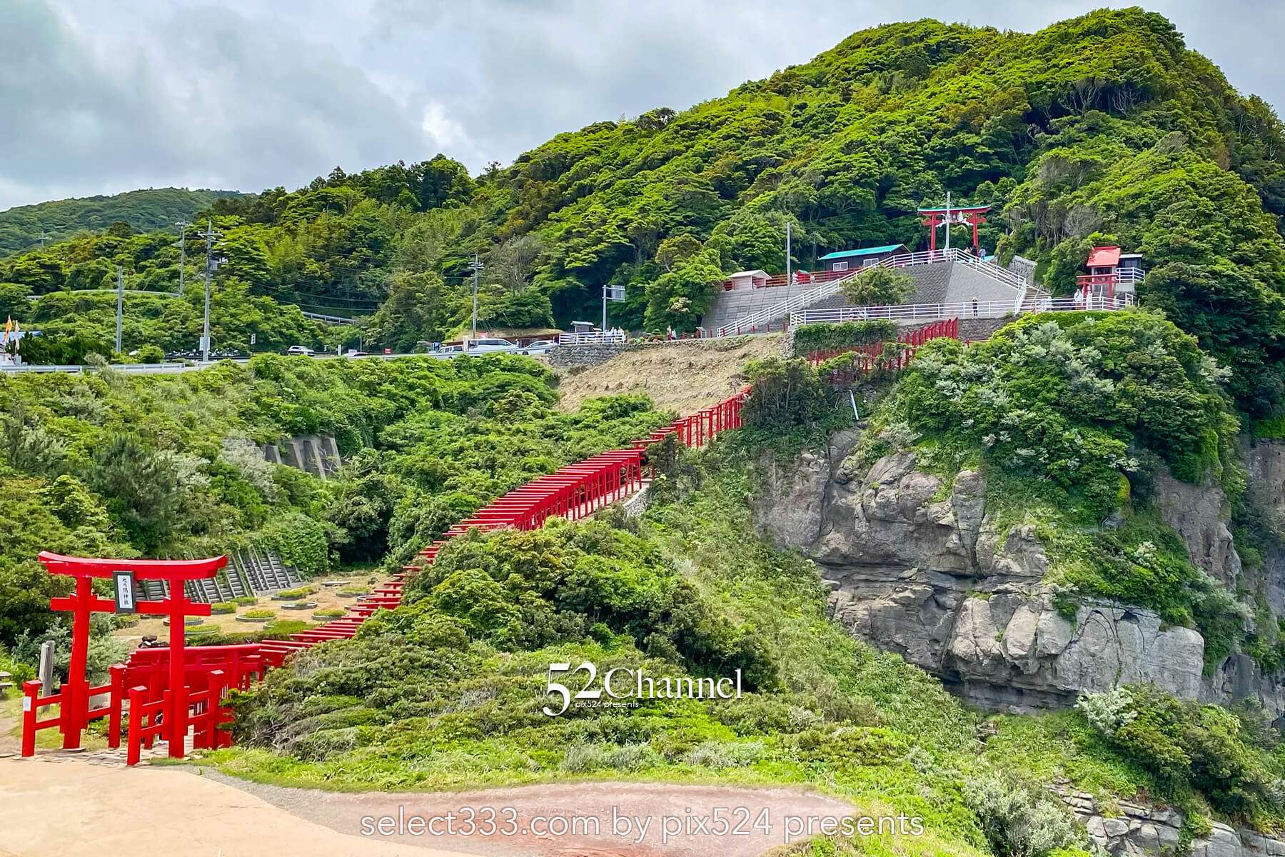 元乃隅神社:赤い鳥居が坂に続く山口県の絶景観光撮影スポット!アクセスと混雑回避ガイド