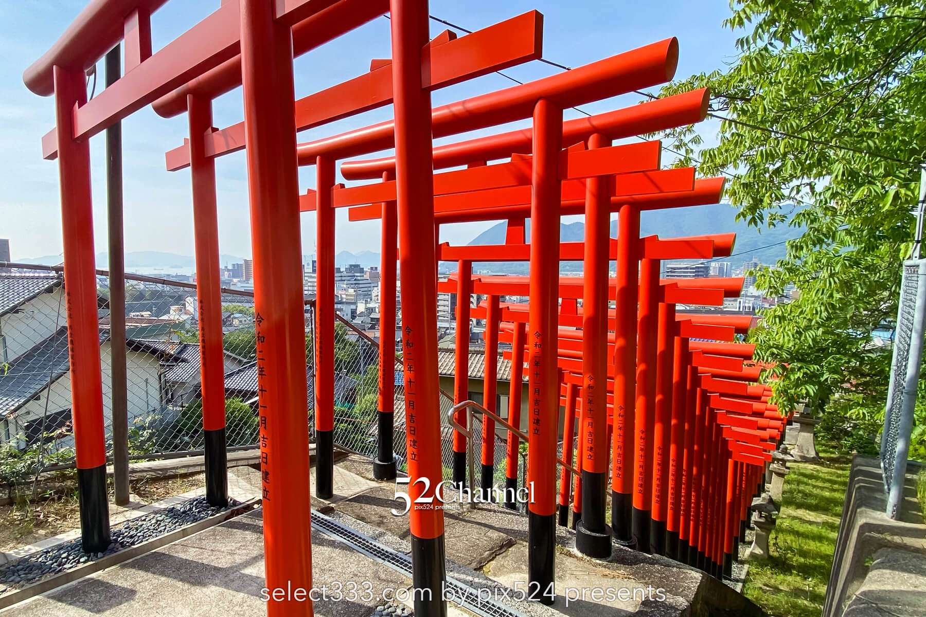 三原市 大嶋稲荷神社：鳥居の階段トンネルが魅力の撮影地！見どころ・駐車場・混雑ガイド