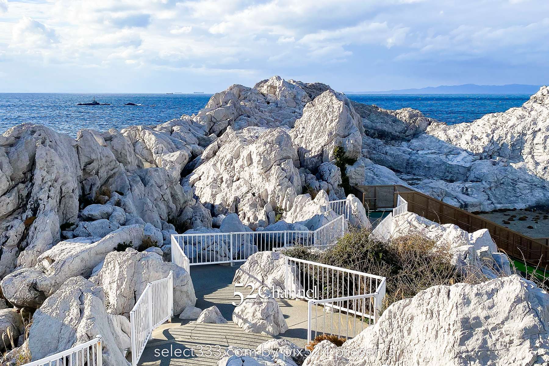 白崎海洋公園：日本のエーゲ海を歩く旅！広がる白い岩の異世界へのアクセス・地形の秘密・撮影ポイント