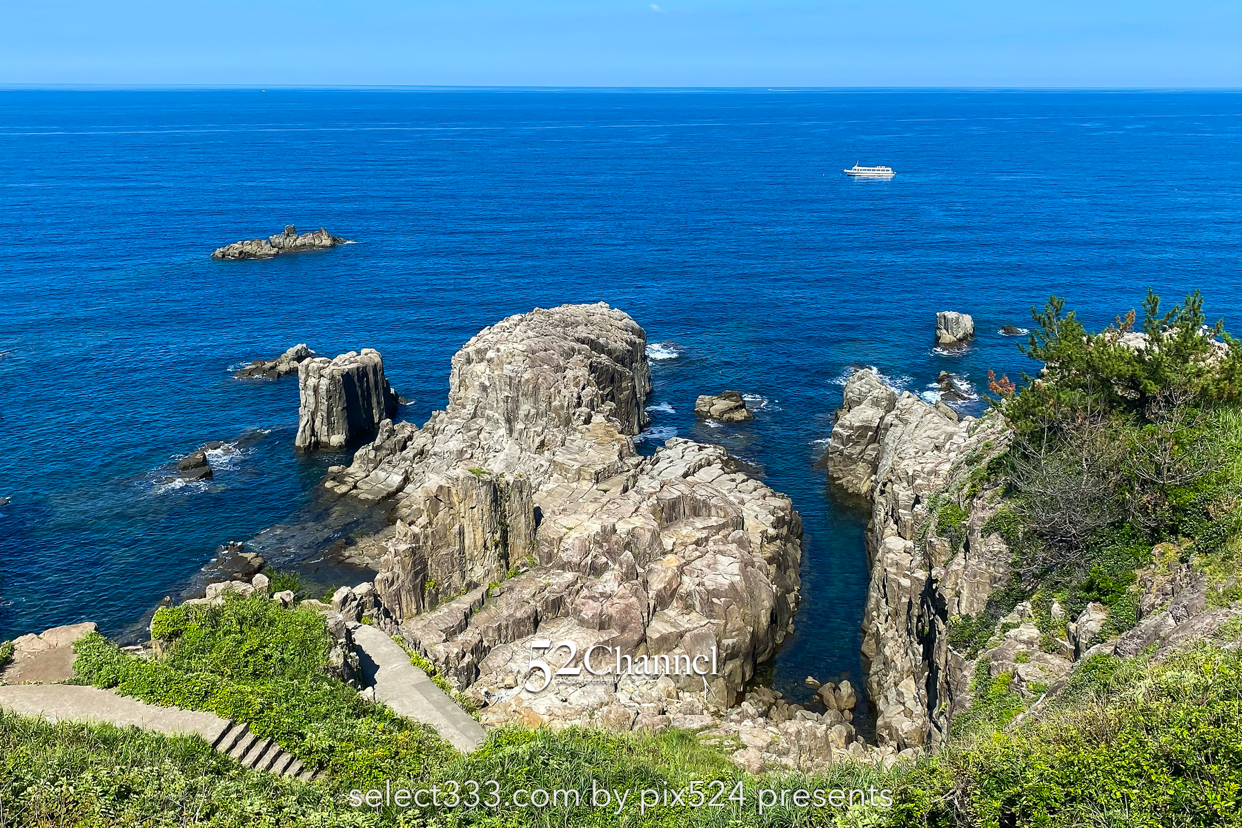 東尋坊:世界三大絶勝のダイナミックな垂直岸壁と日本海の絶景スポット!福井県の景勝地