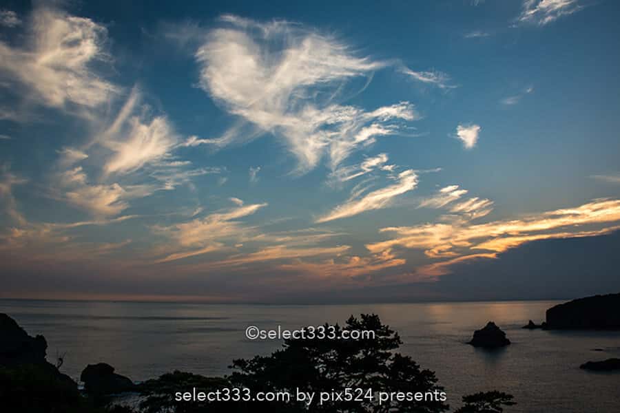 あいあい岬の夕日と星空！伊豆半島南端の夕日と天の川撮影地！岩礁も魅力的な景勝地
