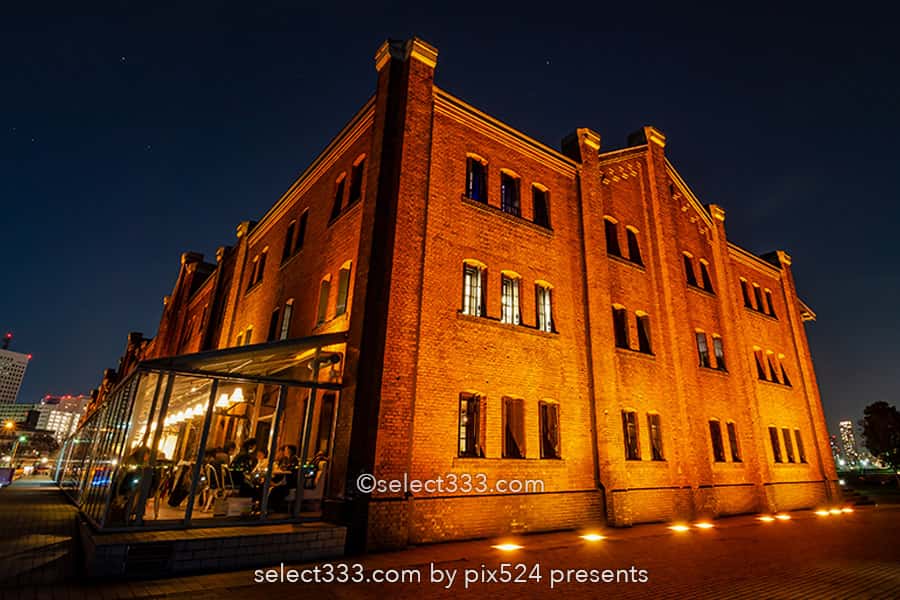 横浜赤レンガ倉庫の夜景撮影！煉瓦造りの歴史的建造物の風景！横浜の美しい被写体！