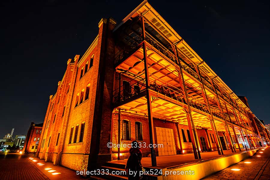 横浜赤レンガ倉庫の夜景撮影！煉瓦造りの歴史的建造物の風景！横浜の美しい被写体！