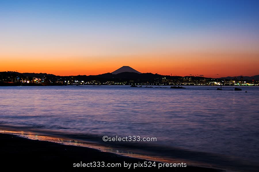 走水海岸の富士山!走水海水浴場からの夕焼けと富士山の絶景!横須賀の富士山撮影地