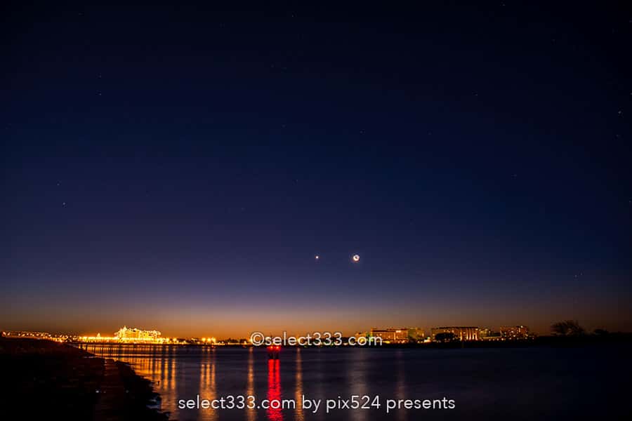 葛西臨海公園から日の出・月の出撮影！シンデレラ城と撮る朝日！東京の初日の出スポット