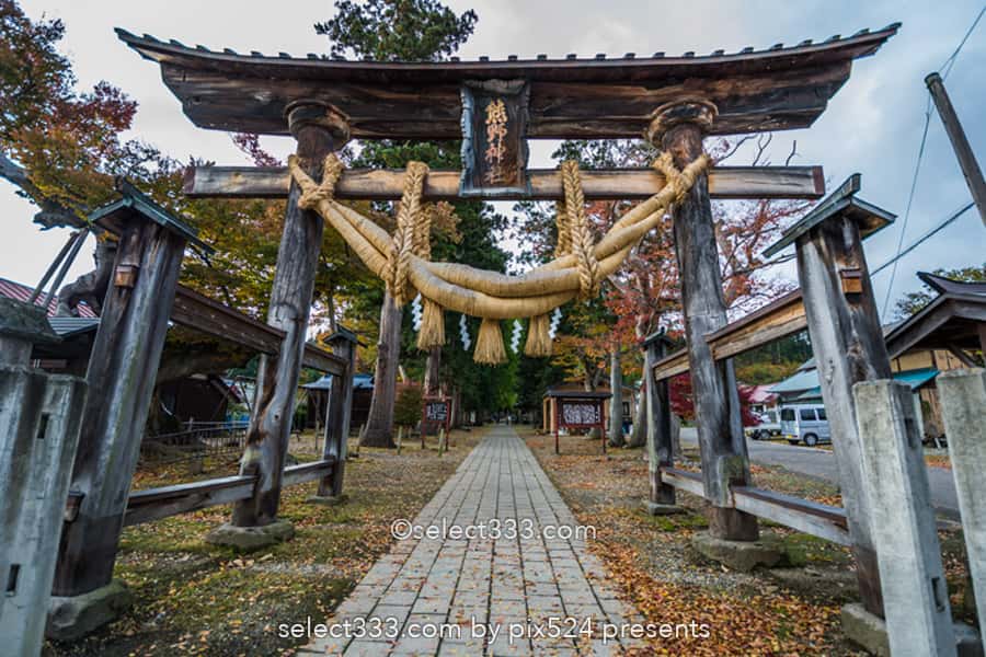 新宮熊野神社の長床と大イチョウ！黄葉が見事な喜多方の名勝！熊野三山を祀る神社