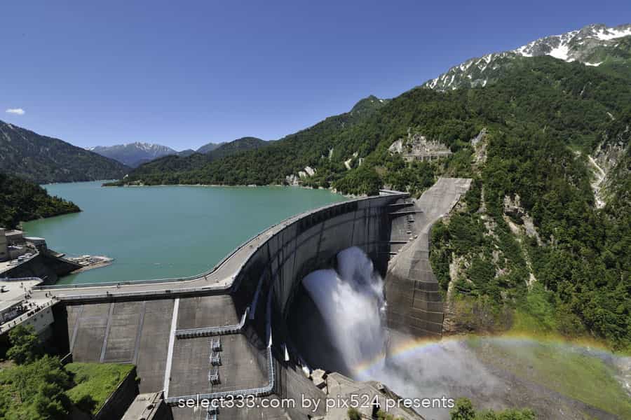 黒部ダムの観光放水!立山黒部アルペンルート観光・撮影旅行に!夏の撮影観光スポット