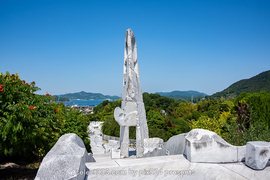 未来心の丘：地中海の雰囲気が味わえる広大な大理石の丘の景色！しまなみ海道の観光地