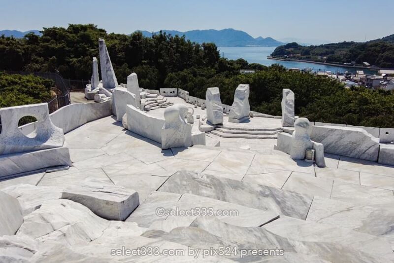 未来心の丘：地中海の雰囲気が味わえる広大な大理石の丘の景色！しまなみ海道の観光地