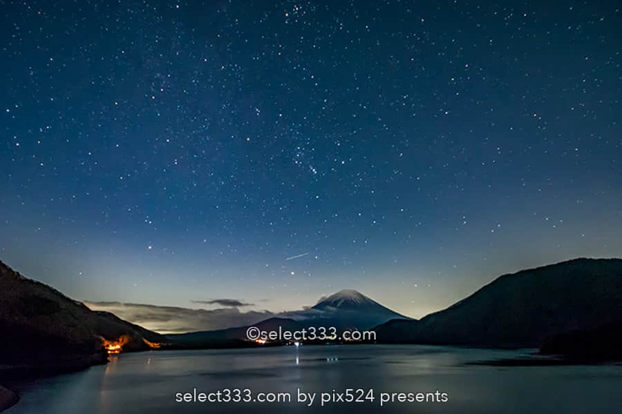 本栖湖の富士山！朝焼けや天の川が美しい本栖湖と富士山の風景！富士五湖の風景