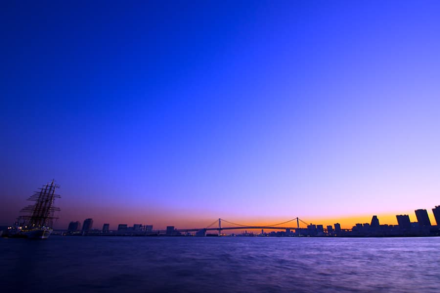 豊海埠頭の夕景・夜景の撮影！レインボーブリッジと東京湾の眺望！東京の水辺撮影地