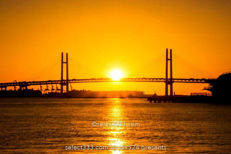 横浜港の朝日撮影!美しい横浜の海の風景を薄明から日の出まで!横浜湾岸朝日の撮影地
