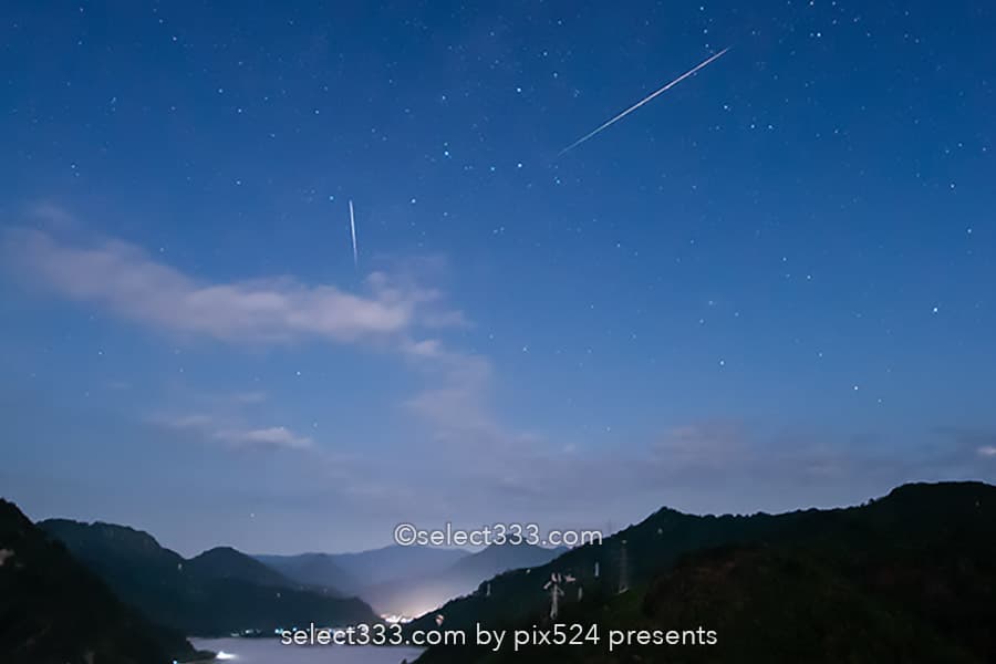 流星群とは？どの方角にいつ見える？年間の流星群の観測撮影！流れ星が見える夜