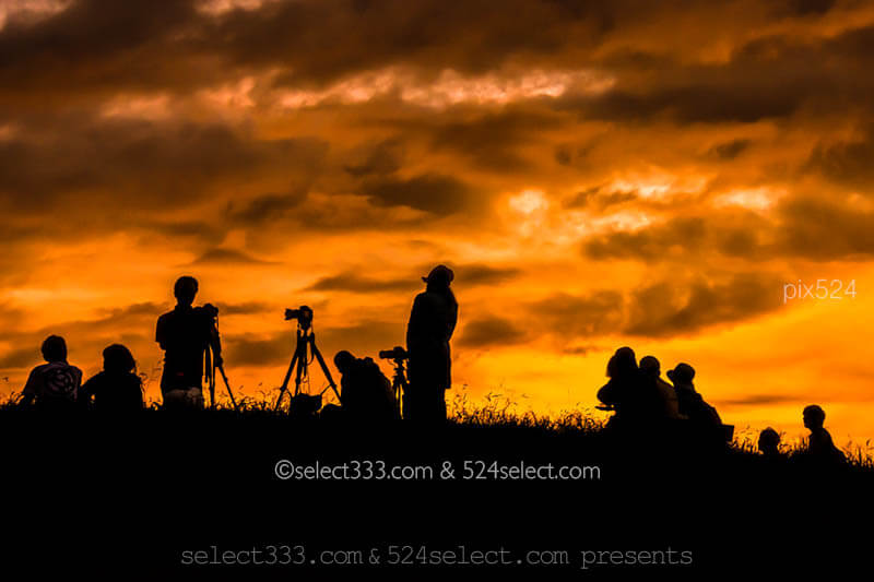 夕焼け空のシルエット撮影方法 影絵のような夕暮れ風景撮影 夕焼けの切り絵写真撮影