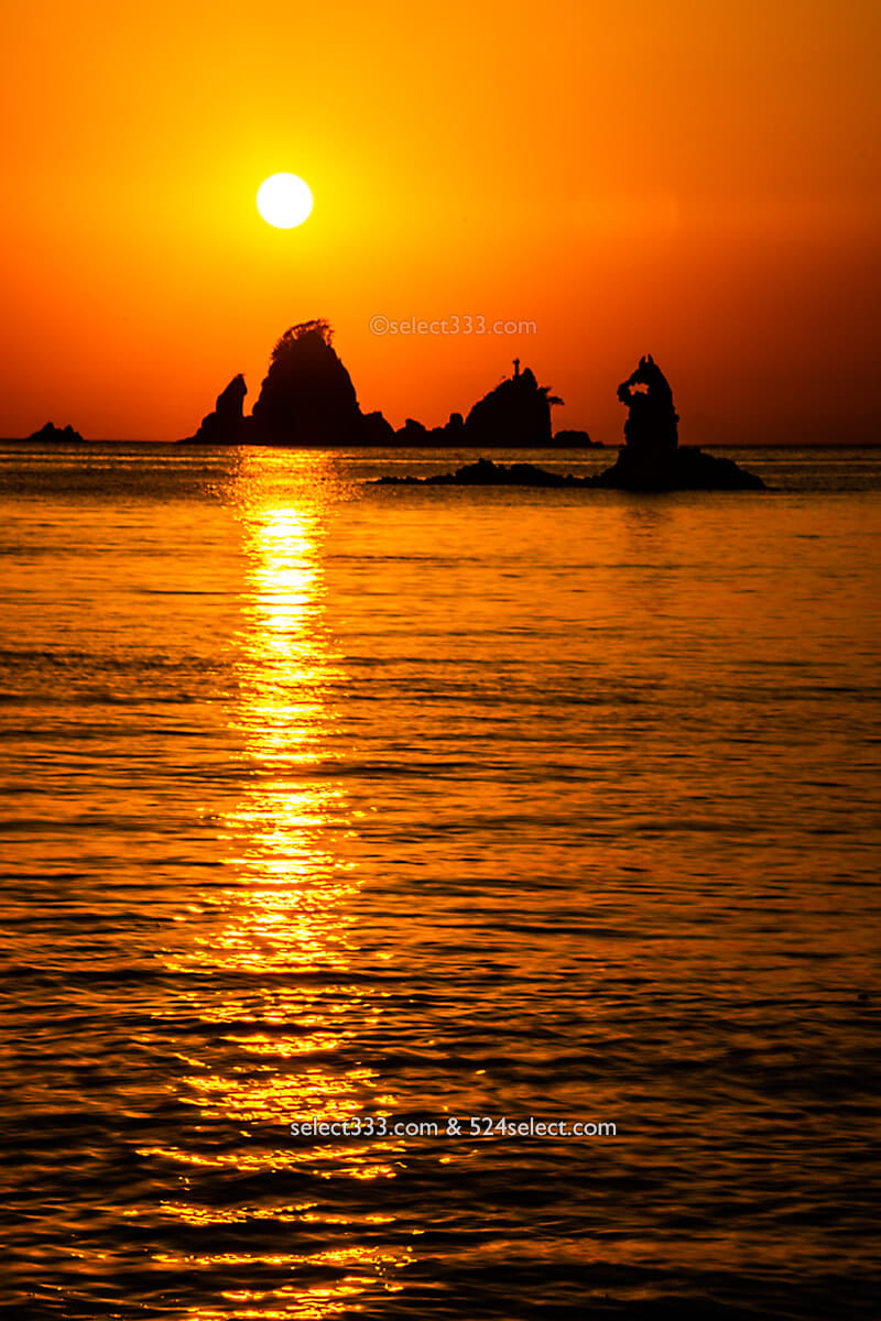 大田子海岸の夕日！1年に2度見られる西伊豆の海に沈む夕日と絶景！男島・女島・ゴジラ岩