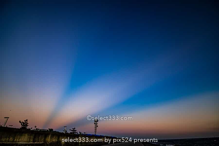天使の梯子の撮影方法!雲の隙間の光芒・薄明光線の発生条件!幻想的な風景撮影